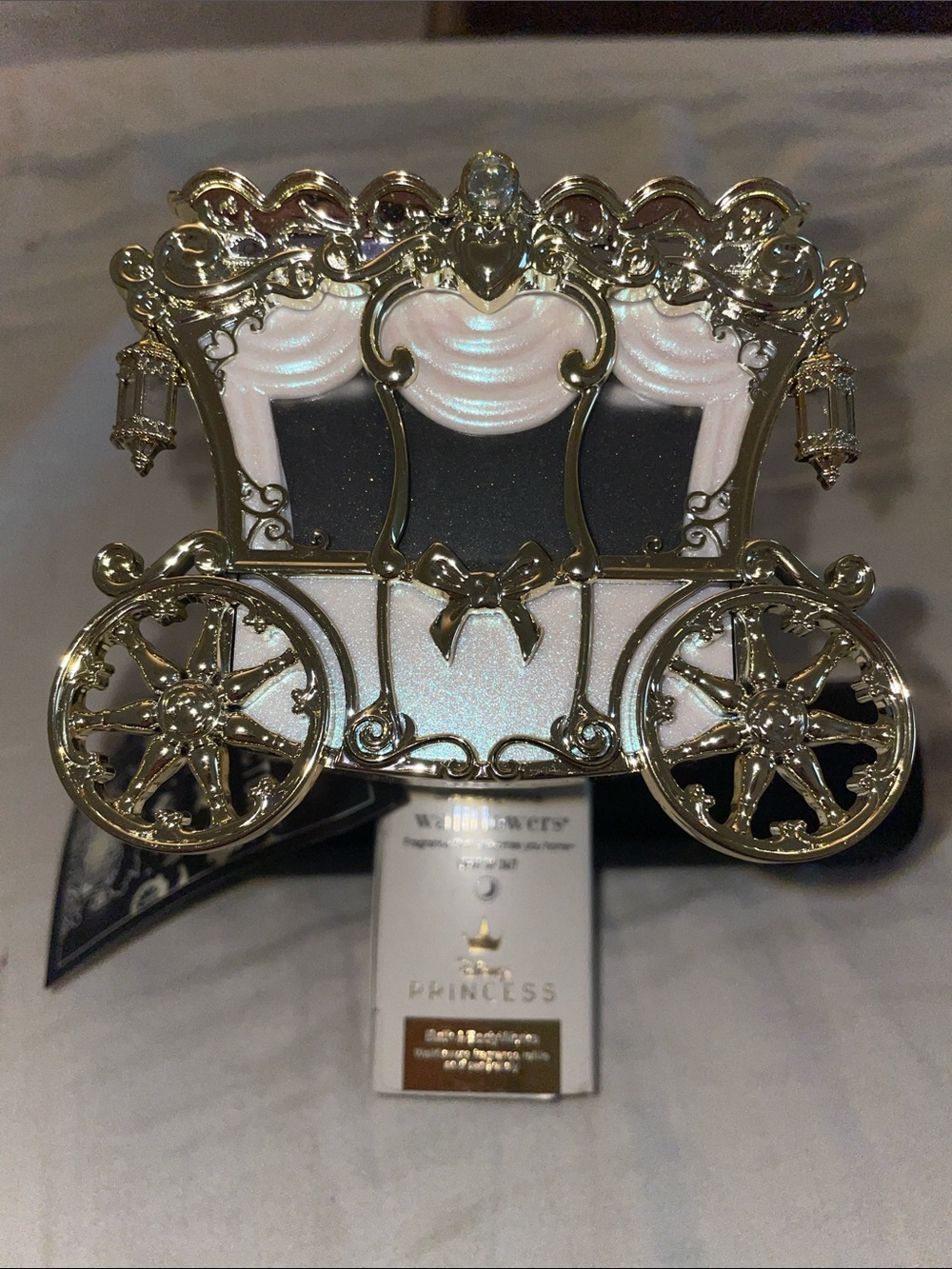 Bath & Body Works Gold and Pink Princess Carriage Wallflower Plug Holder